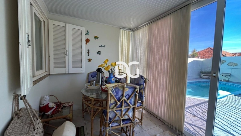 Casa aconchegante e espaçosa, ideal para quem busca conforto e lazer.: 20ª foto da galeria de imagens do imóvel