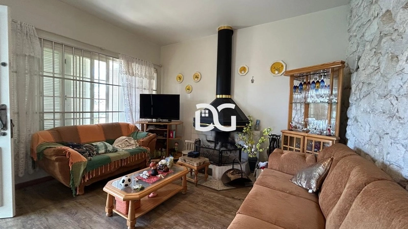 Casa aconchegante e espaçosa, ideal para quem busca conforto e lazer.: 5ª foto da galeria de imagens do imóvel