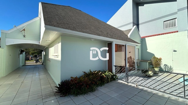 Casa aconchegante e espaçosa, ideal para quem busca conforto e lazer.: 18ª foto da galeria de imagens do imóvel