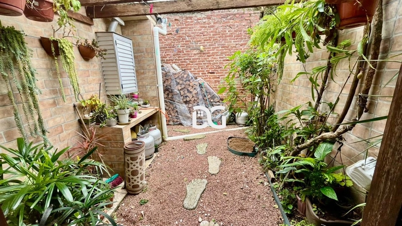 Casa mobiliada, pronta para morar, com 2 dormitórios, sendo 1 suíte: 15ª foto da galeria de imagens do imóvel