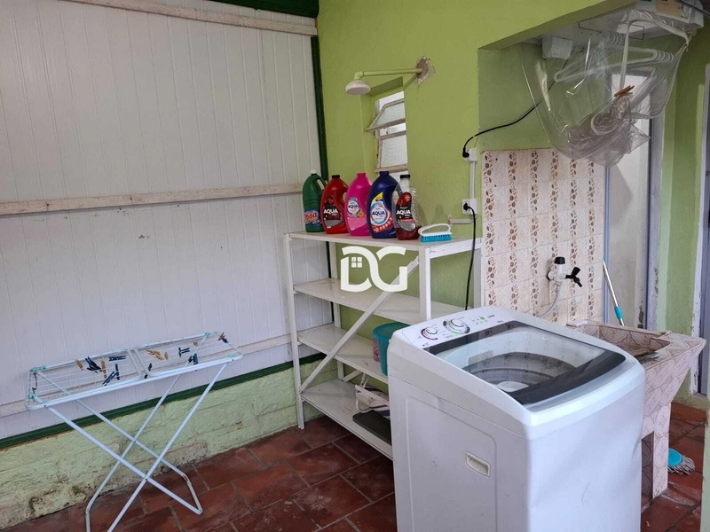 Casa ampla e funcional, ideal para quem busca conforto e praticidade.: 8ª foto da galeria de imagens do imóvel