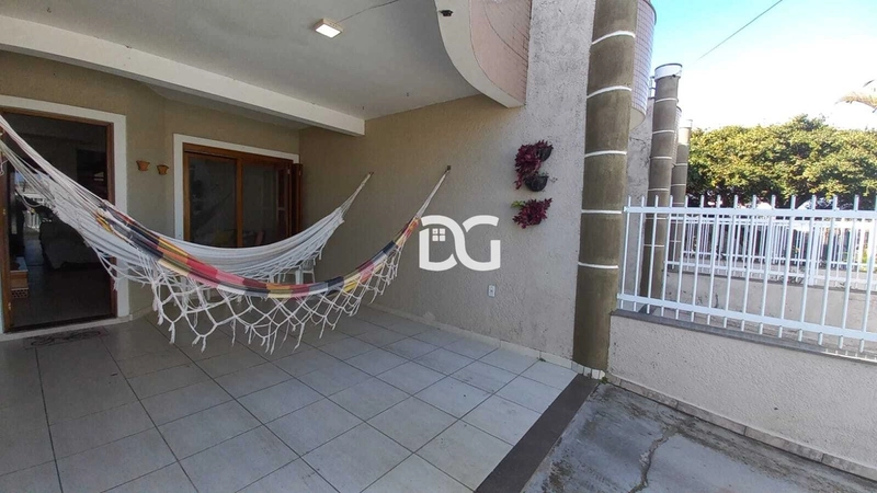 Casa moderna e funcional, ideal para quem busca conforto e praticidade: 2ª foto da galeria de imagens do imóvel