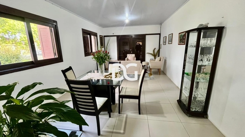Casa espaçosa e funcional, ideal para quem busca conforto: 6ª foto da galeria de imagens do imóvel