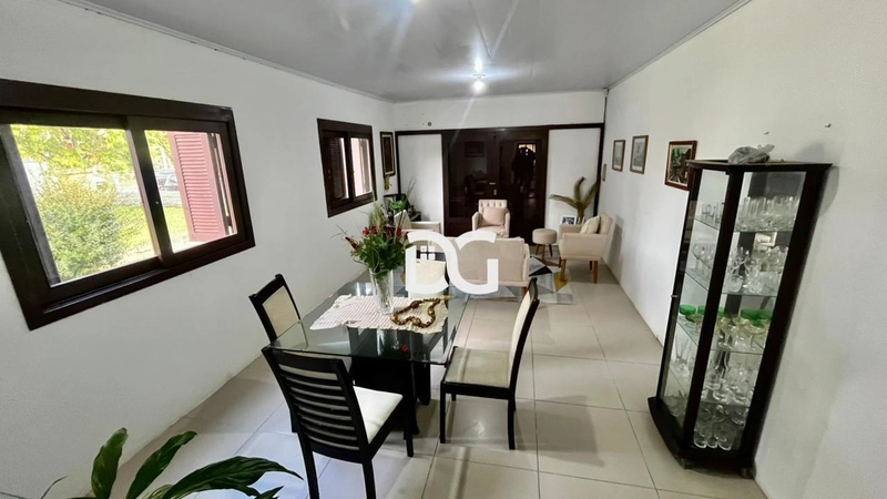 Casa espaçosa e funcional, ideal para quem busca conforto: 5ª foto da galeria de imagens do imóvel