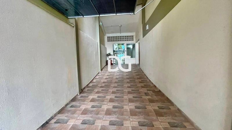 Apartamento mobiliado com 2 dormitórios na Avenida da Igreja: 2ª foto da galeria de imagens do imóvel