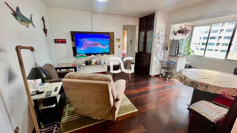 Apartamento mobiliado com 2 dormitórios na Avenida da Igreja: 1ª foto da galeria de imagens do imóvel