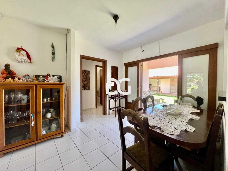 Casa espaçosa e aconchegante, ideal para quem busca conforto: 6ª foto da galeria de imagens do imóvel