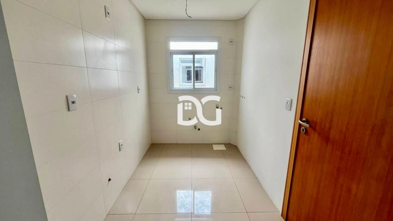 APARTAMENTO NUNCA HABITADO AO LADO DA AVENIDA DA IGREJA: 4ª foto da galeria de imagens do imóvel