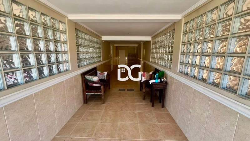 Cobertura mobiliada com excelente aproveitamento dos espaços: 2ª foto da galeria de imagens do imóvel