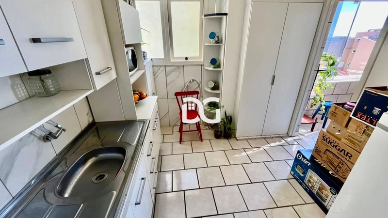 Apartamento mobiliado com 2 dormitórios na Avenida da Igreja: 7ª foto da galeria de imagens do imóvel