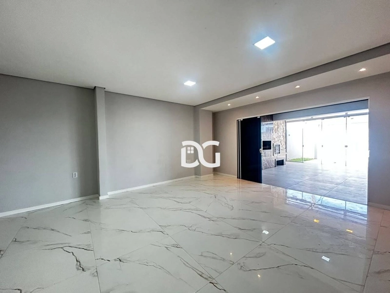 Excelente residência a apenas 200 metros do mar: 12ª foto da galeria de imagens do imóvel