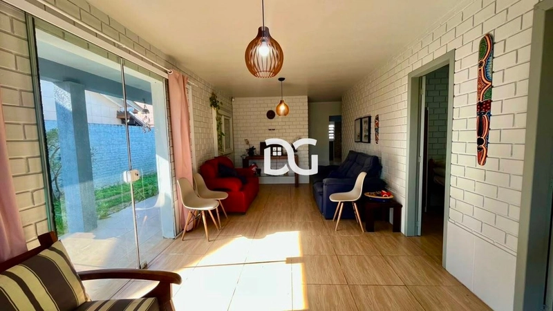 Casa espaçosa e aconchegante, ideal para famílias que buscam conforto: 3ª foto da galeria de imagens do imóvel