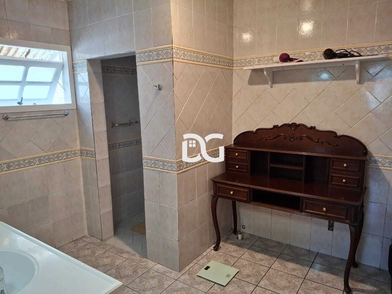Casa ampla com 4 dormitórios, sendo 2 suítes: 20ª foto da galeria de imagens do imóvel