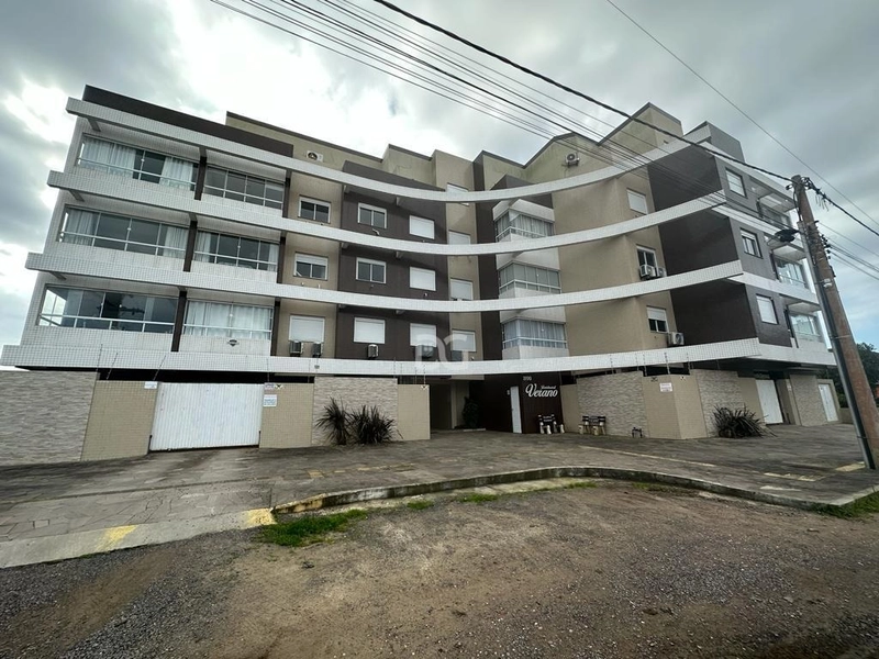 Apartamento de 1 dormitório, elevador e garagem a venda em Tramandaí: 2ª foto da galeria de imagens do imóvel