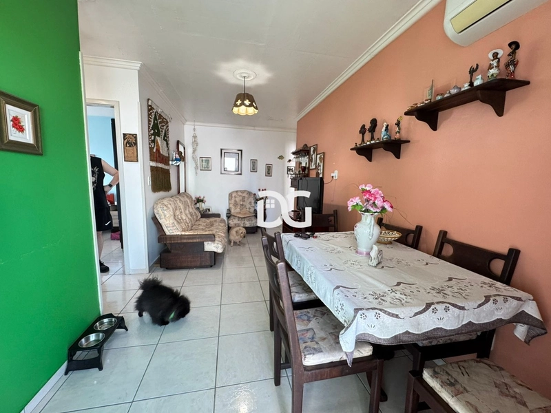 Apartamento de 2 Dormitórios com Excelente Localização: 2ª foto da galeria de imagens do imóvel