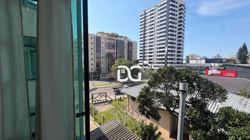 Apartamento com sacada para avenida da igreja: 9ª foto da galeria de imagens do imóvel