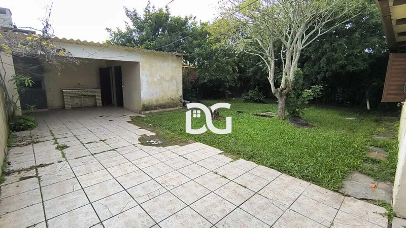 Casa com 3 dormitórios, banheiro social, sala, cozinha e lavanderia.: 6ª foto da galeria de imagens do imóvel