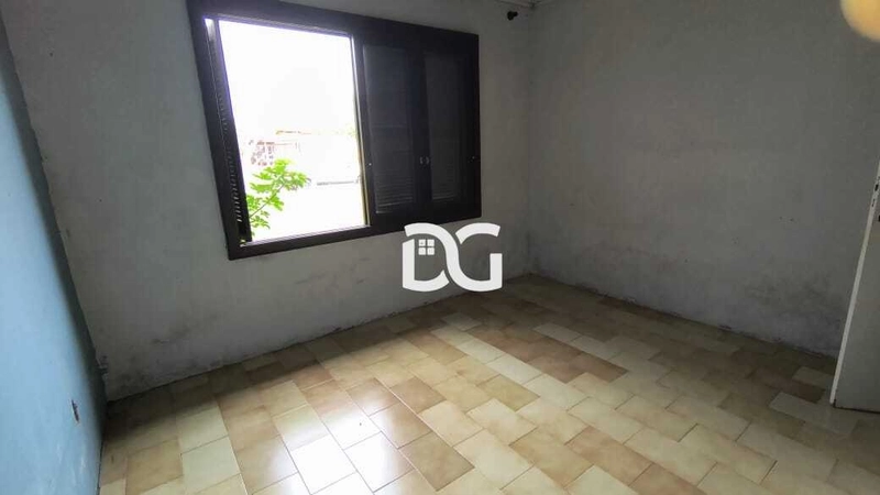 Casa com 3 dormitórios, banheiro social, sala, cozinha e lavanderia.: 10ª foto da galeria de imagens do imóvel