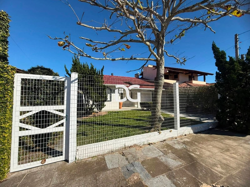 Casa com 2 dormitórios + anexo: 3ª foto da galeria de imagens do imóvel