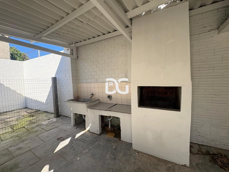 Casa com 2 dormitórios + anexo: 18ª foto da galeria de imagens do imóvel
