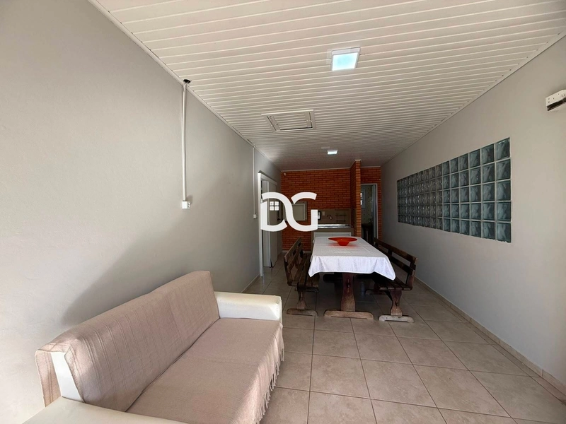 Casa com 2 dormitórios + anexo: 15ª foto da galeria de imagens do imóvel