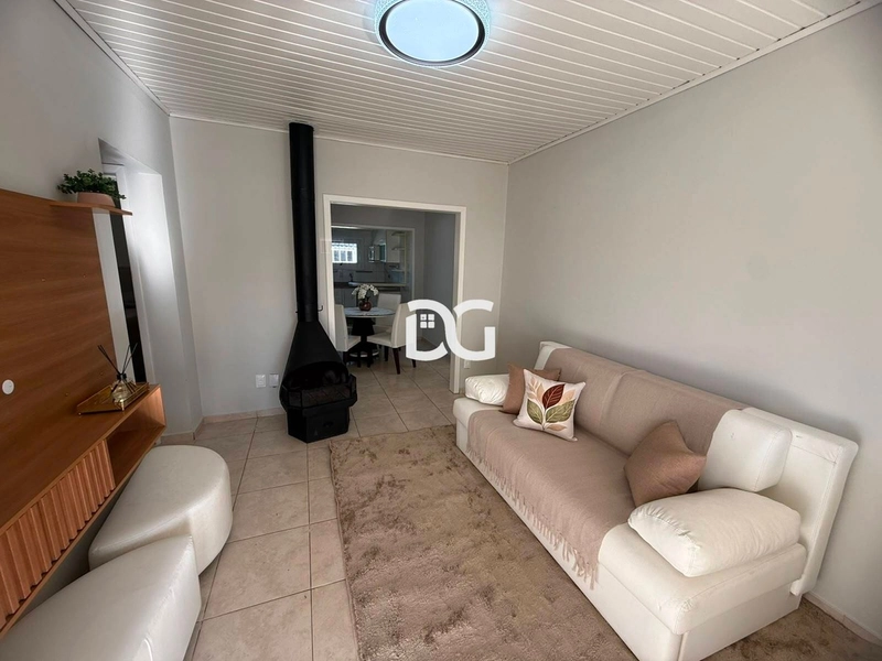 Casa com 2 dormitórios + anexo: 6ª foto da galeria de imagens do imóvel