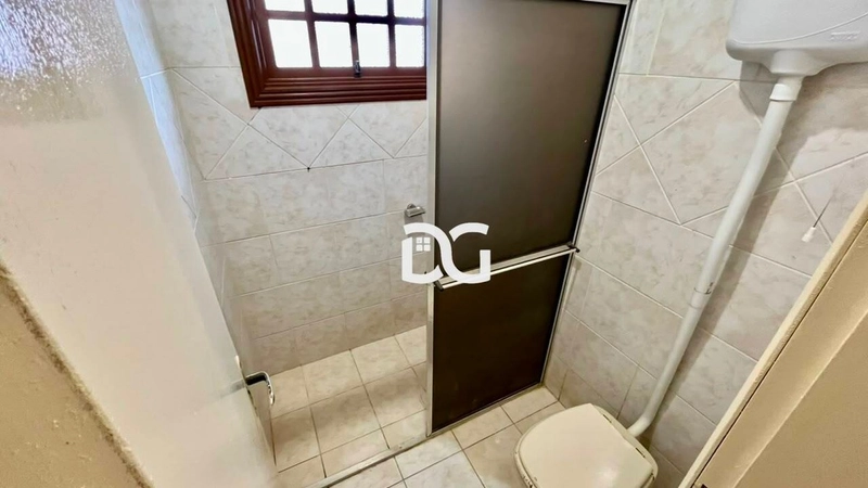 Casa ampla e bem distribuída, composta por 5 dormitórios: 25ª foto da galeria de imagens do imóvel