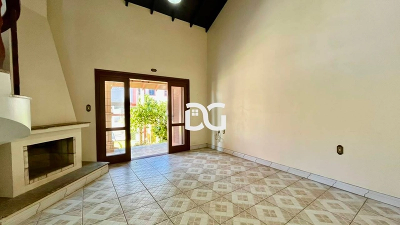Casa ampla e bem distribuída, composta por 5 dormitórios: 8ª foto da galeria de imagens do imóvel