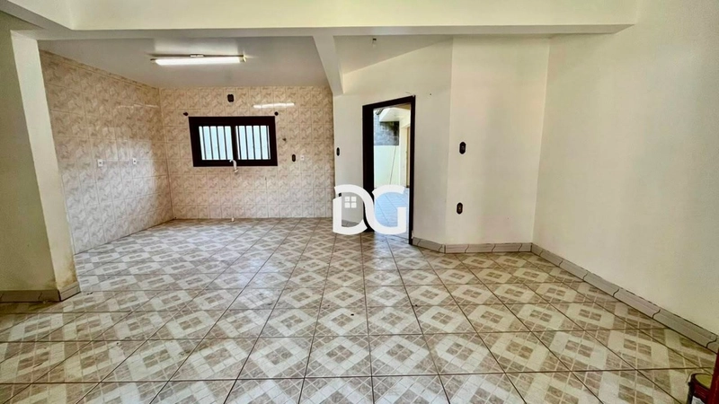 Casa ampla e bem distribuída, composta por 5 dormitórios: 9ª foto da galeria de imagens do imóvel