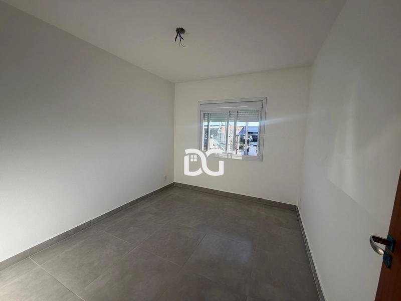 Casas com 2 dormitórios, sala e cozinha integradas, churrasqueira,: 9ª foto da galeria de imagens do imóvel