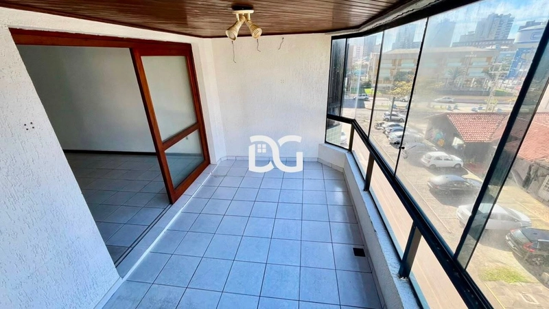 Apartamento 2 dorm. com suíte e sacada para venda na Avenida da Igreja: 4ª foto da galeria de imagens do imóvel