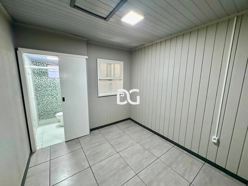Excelente imóvel com amplo espaço e ótima distribuição dos ambientes.: 14ª foto da galeria de imagens do imóvel