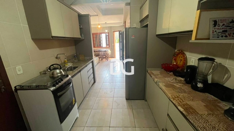 Duplex mobiliado com 3 dormitórios: 4ª foto da galeria de imagens do imóvel