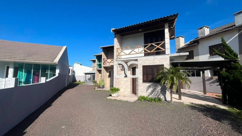 Duplex mobiliado com 3 dormitórios: 2ª foto da galeria de imagens do imóvel