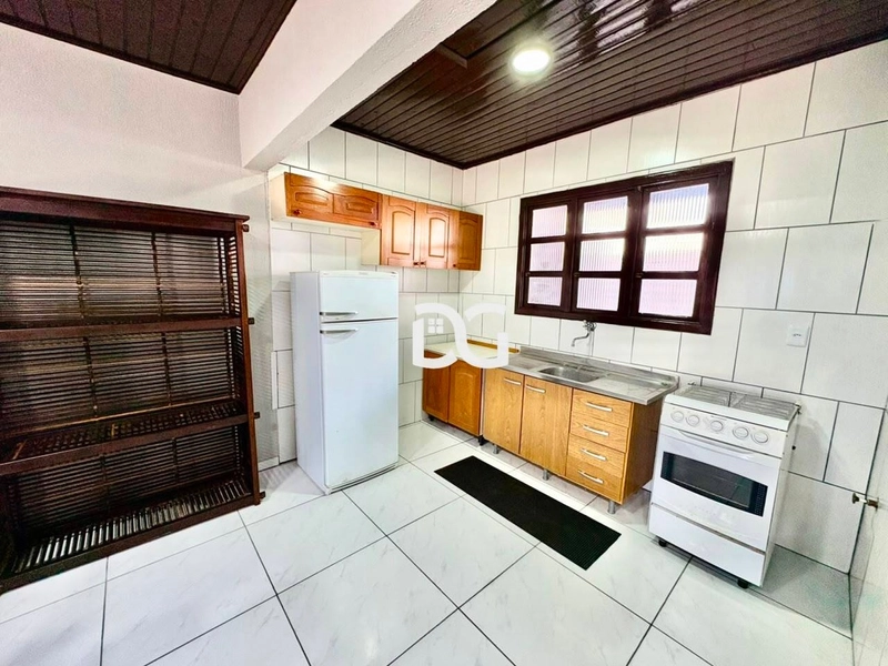 Com ambientes bem distribuídos e funcionais: 7ª foto da galeria de imagens do imóvel