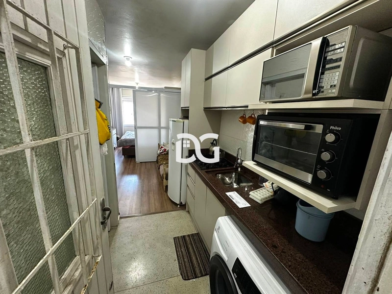 Apartamento aconchegante, ideal para quem busca praticidade: 3ª foto da galeria de imagens do imóvel