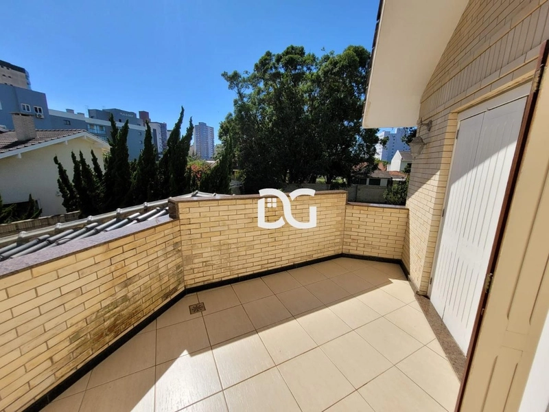 Excelente sobrado de alvenaria com 5 dormitórios e 3 suites: 18ª foto da galeria de imagens do imóvel