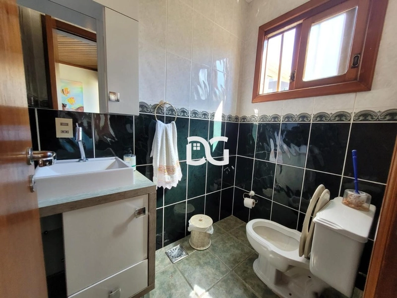 Excelente sobrado de alvenaria com 5 dormitórios e 3 suites: 15ª foto da galeria de imagens do imóvel