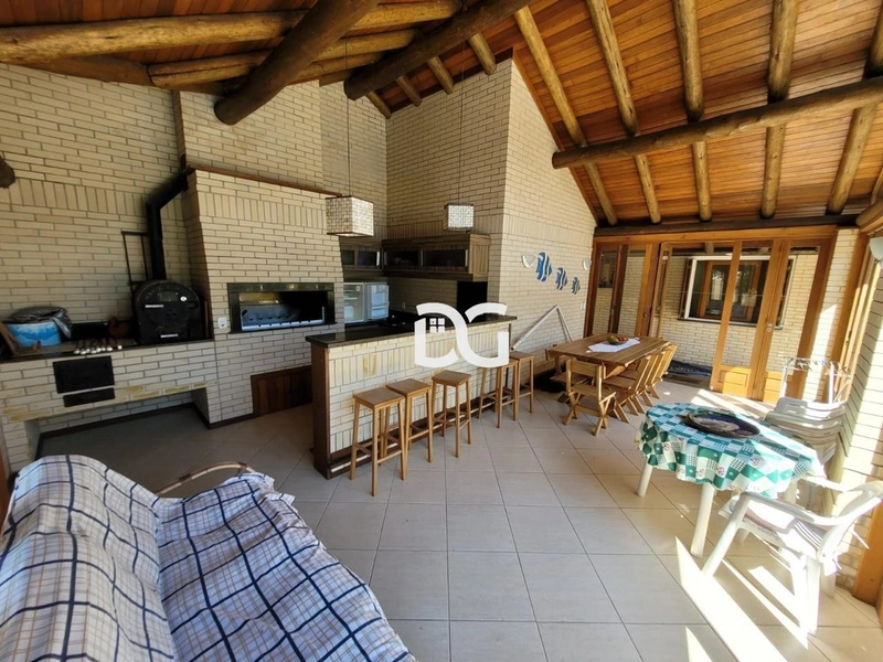Excelente sobrado de alvenaria com 5 dormitórios e 3 suites: 29ª foto da galeria de imagens do imóvel