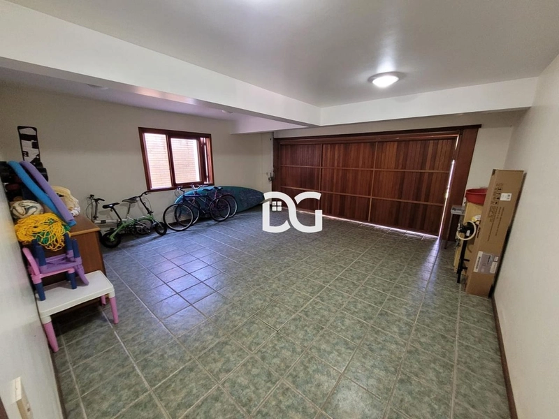 Excelente sobrado de alvenaria com 5 dormitórios e 3 suites: 28ª foto da galeria de imagens do imóvel