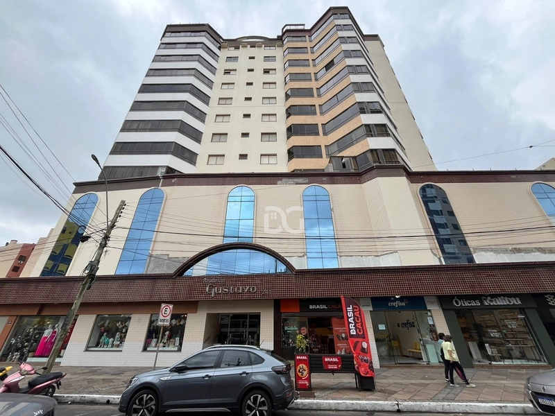 Amplo apartamento 3 dormitórios na Av Emancipação em Tramandaí: 1ª foto da galeria de imagens do imóvel