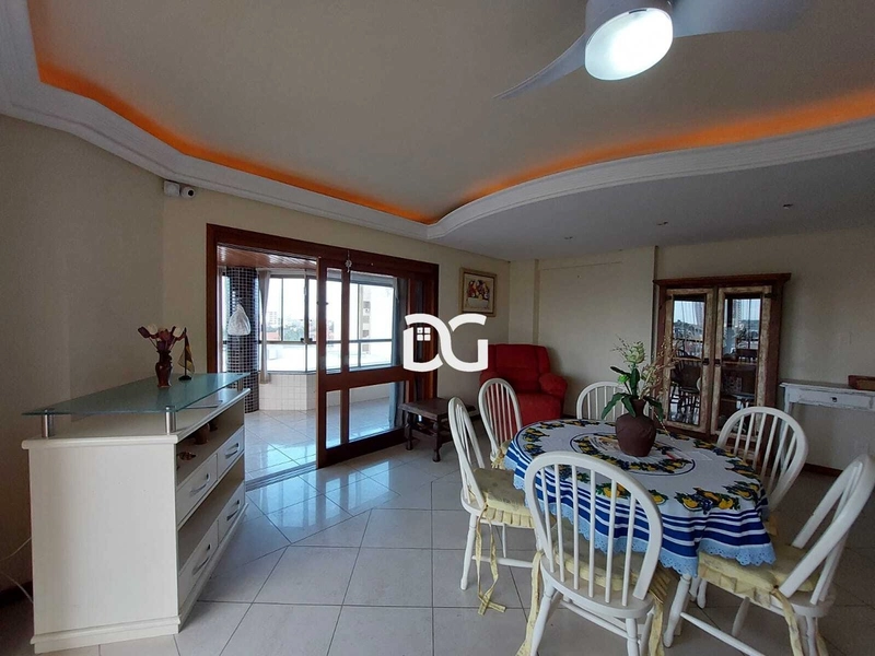 Amplo apartamento 3 dormitórios na Av Emancipação em Tramandaí: 4ª foto da galeria de imagens do imóvel