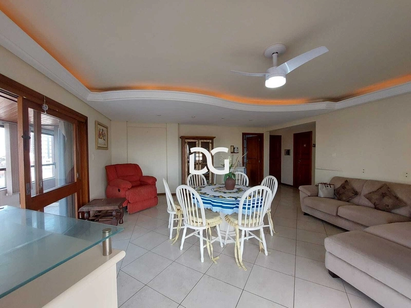 Amplo apartamento 3 dormitórios na Av Emancipação em Tramandaí: 6ª foto da galeria de imagens do imóvel