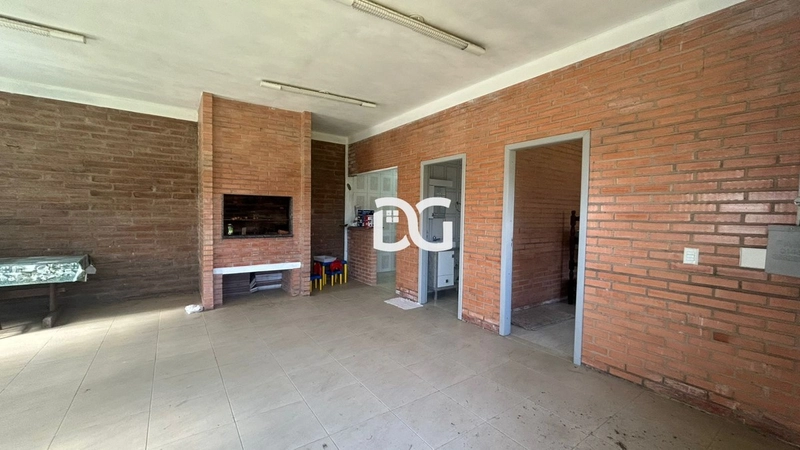 Casa aconchegante e funcional, composta por 3 dormitórios: 15ª foto da galeria de imagens do imóvel