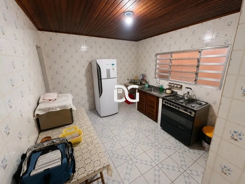 Excelente imóvel com 4 dormitórios sendo 1 suite: 8ª foto da galeria de imagens do imóvel
