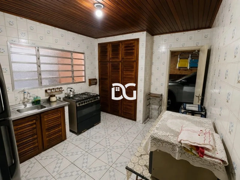 Excelente imóvel com 4 dormitórios sendo 1 suite: 9ª foto da galeria de imagens do imóvel
