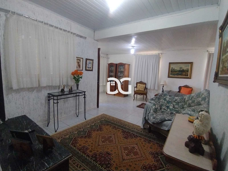 Imóvel com 3 dormitórios, 2 banheiros sociais, sala de estar e jantar: 8ª foto da galeria de imagens do imóvel