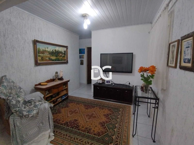 Imóvel com 3 dormitórios, 2 banheiros sociais, sala de estar e jantar: 11ª foto da galeria de imagens do imóvel