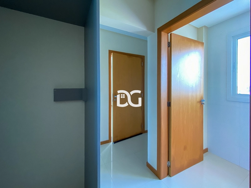 Amplo, iluminado e muito bem localizado! Este apartamento com 88,14m²: 14ª foto da galeria de imagens do imóvel