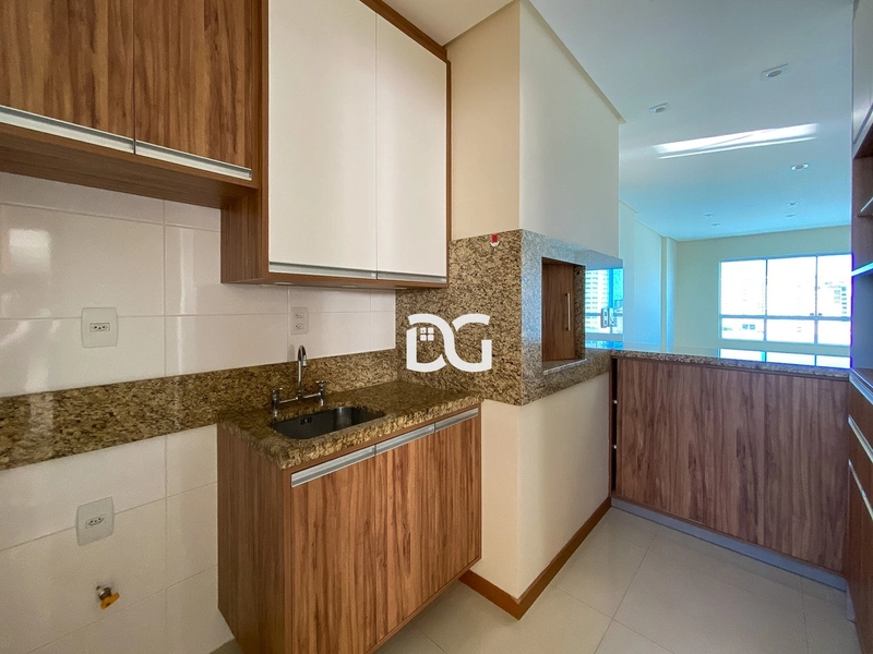 Amplo, iluminado e muito bem localizado! Este apartamento com 88,14m²: 4ª foto da galeria de imagens do imóvel